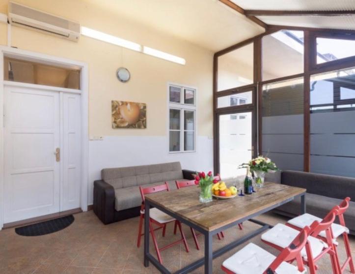 Apartment Stepanska ปราก ภายนอก รูปภาพ