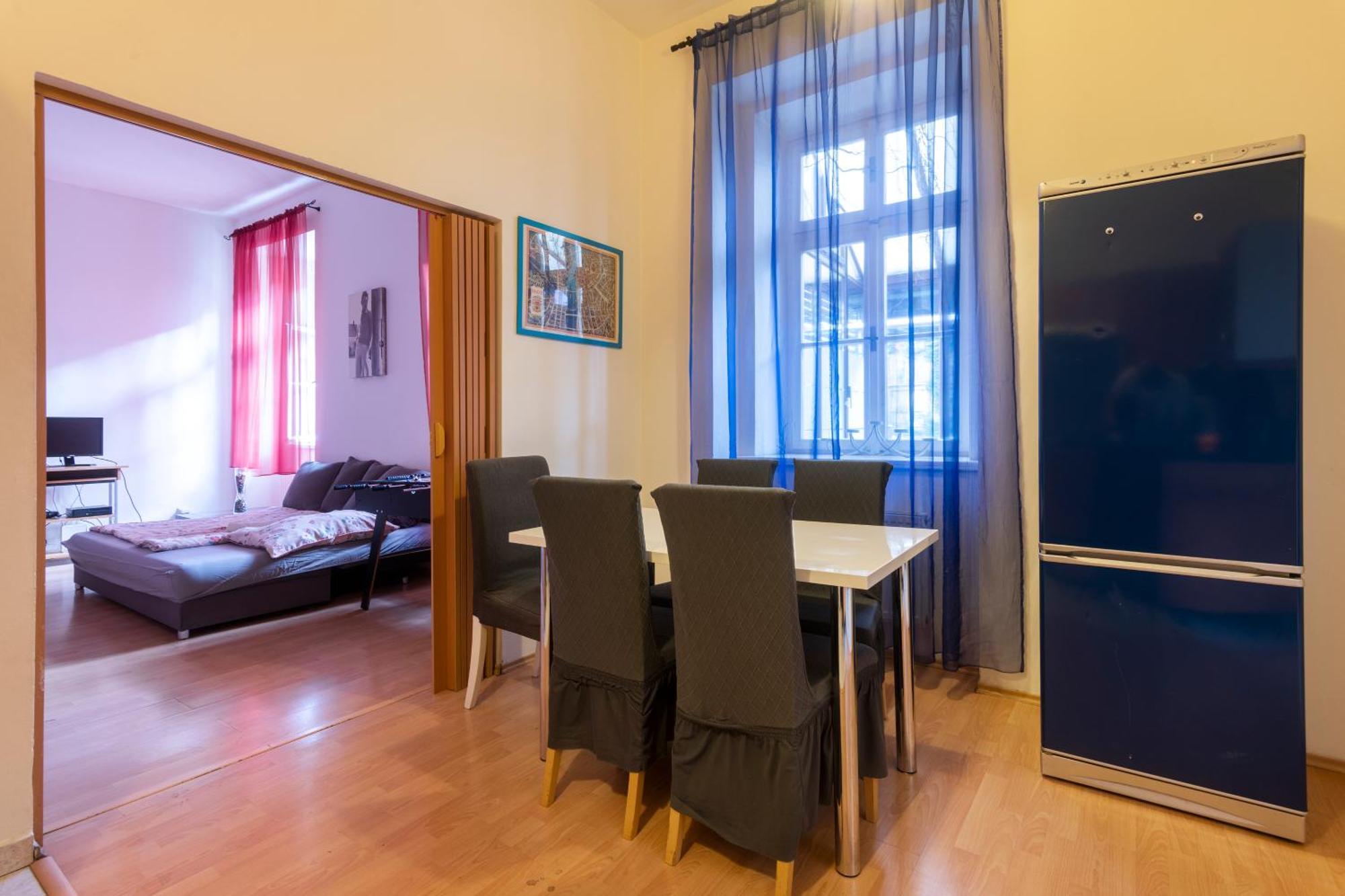 Apartment Stepanska ปราก ภายนอก รูปภาพ