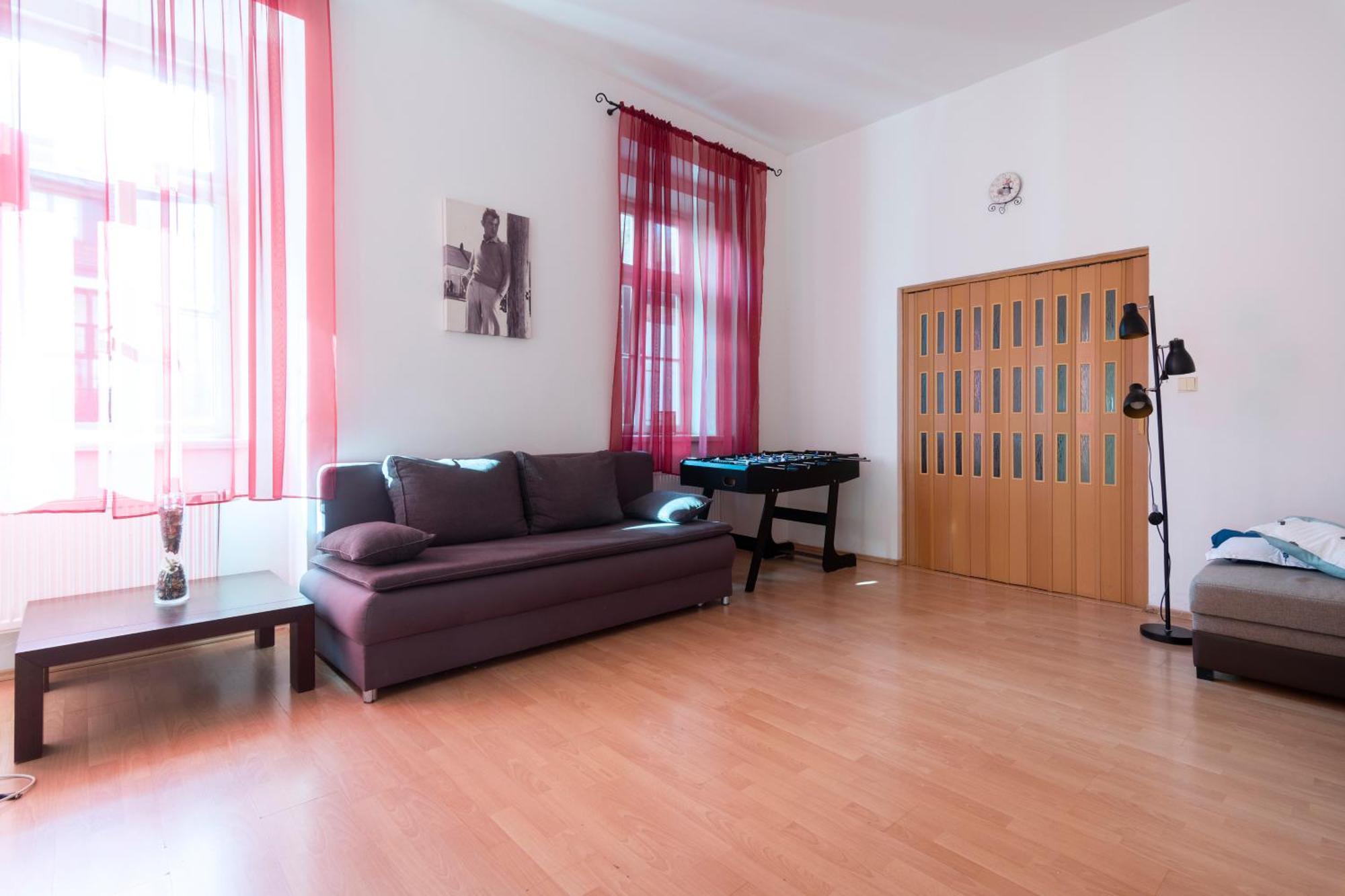 Apartment Stepanska ปราก ภายนอก รูปภาพ