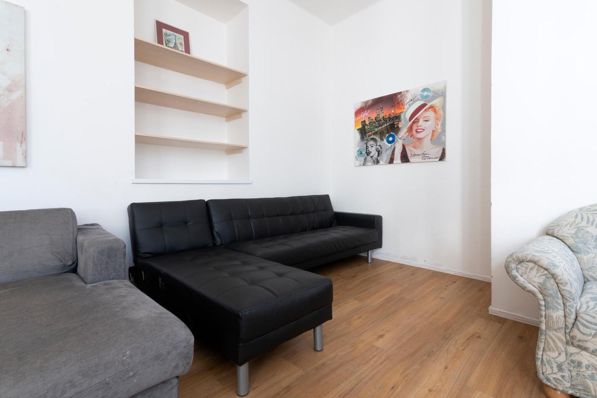 Apartment Stepanska ปราก ภายนอก รูปภาพ