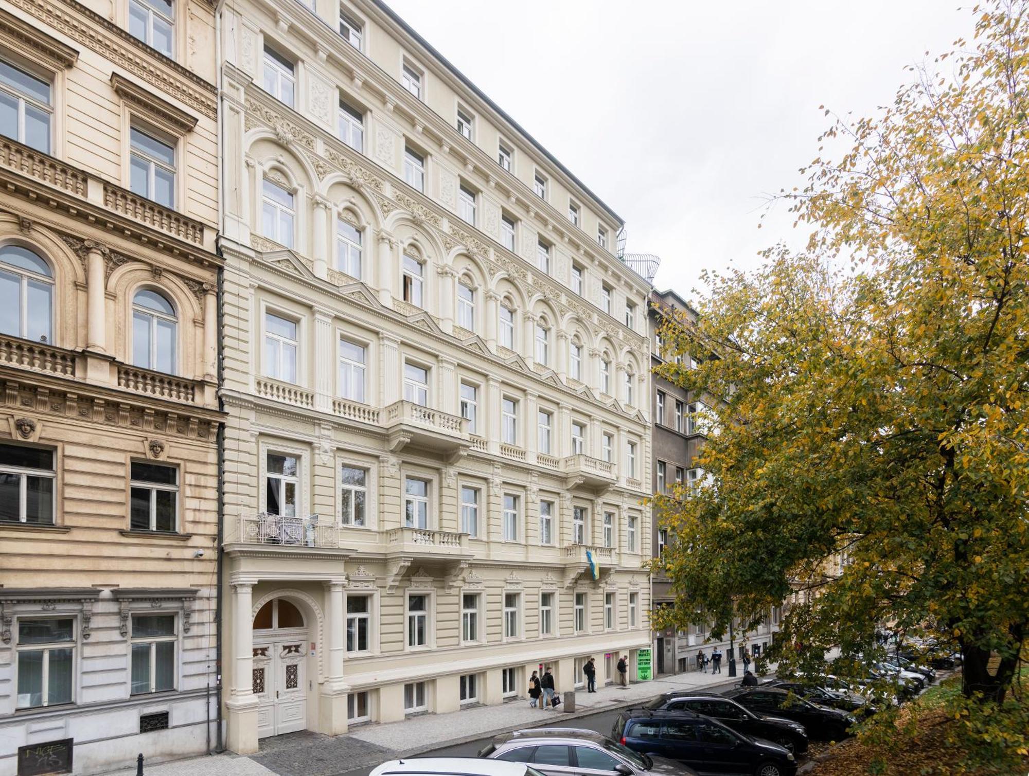 Apartment Stepanska ปราก ภายนอก รูปภาพ