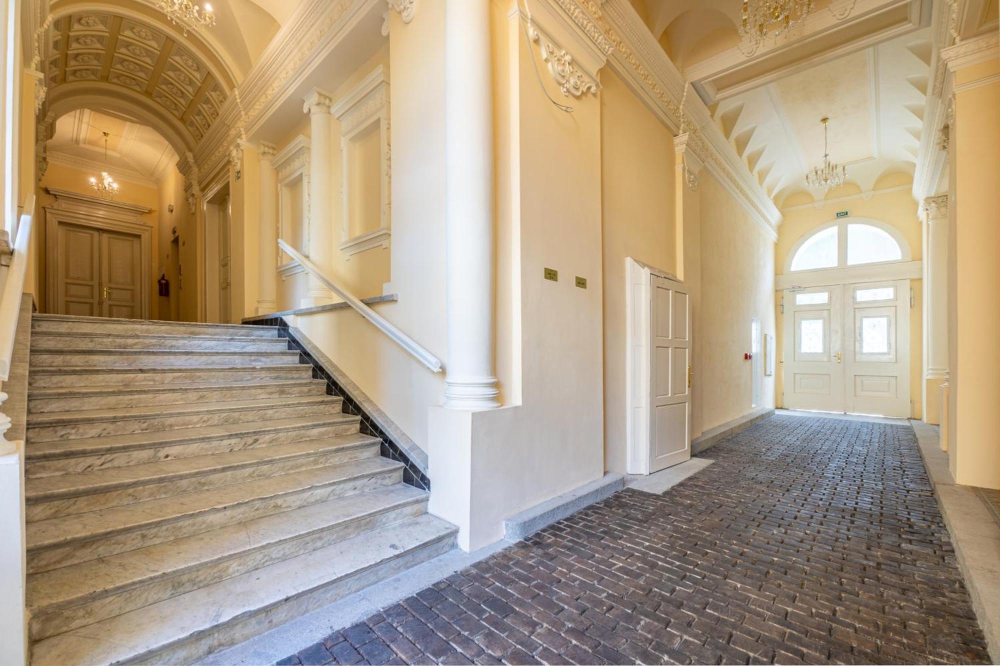 Apartment Stepanska ปราก ภายนอก รูปภาพ