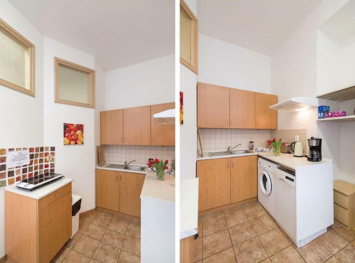 Apartment Stepanska ปราก ภายนอก รูปภาพ